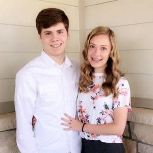 Meet your Posher, Kendra